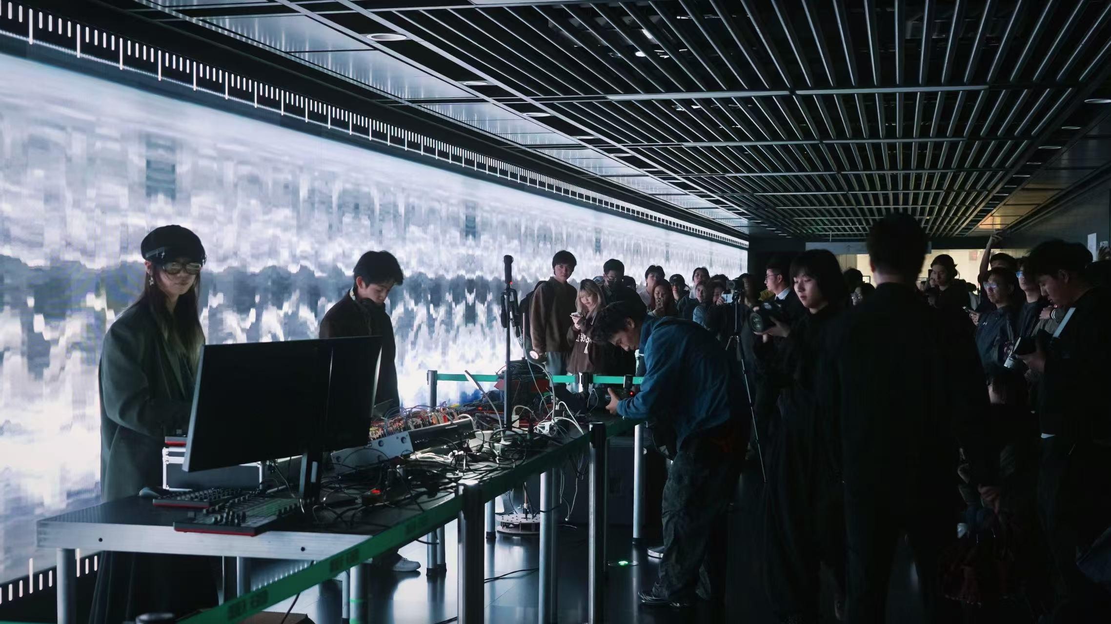 City Drop-Out — scene 1